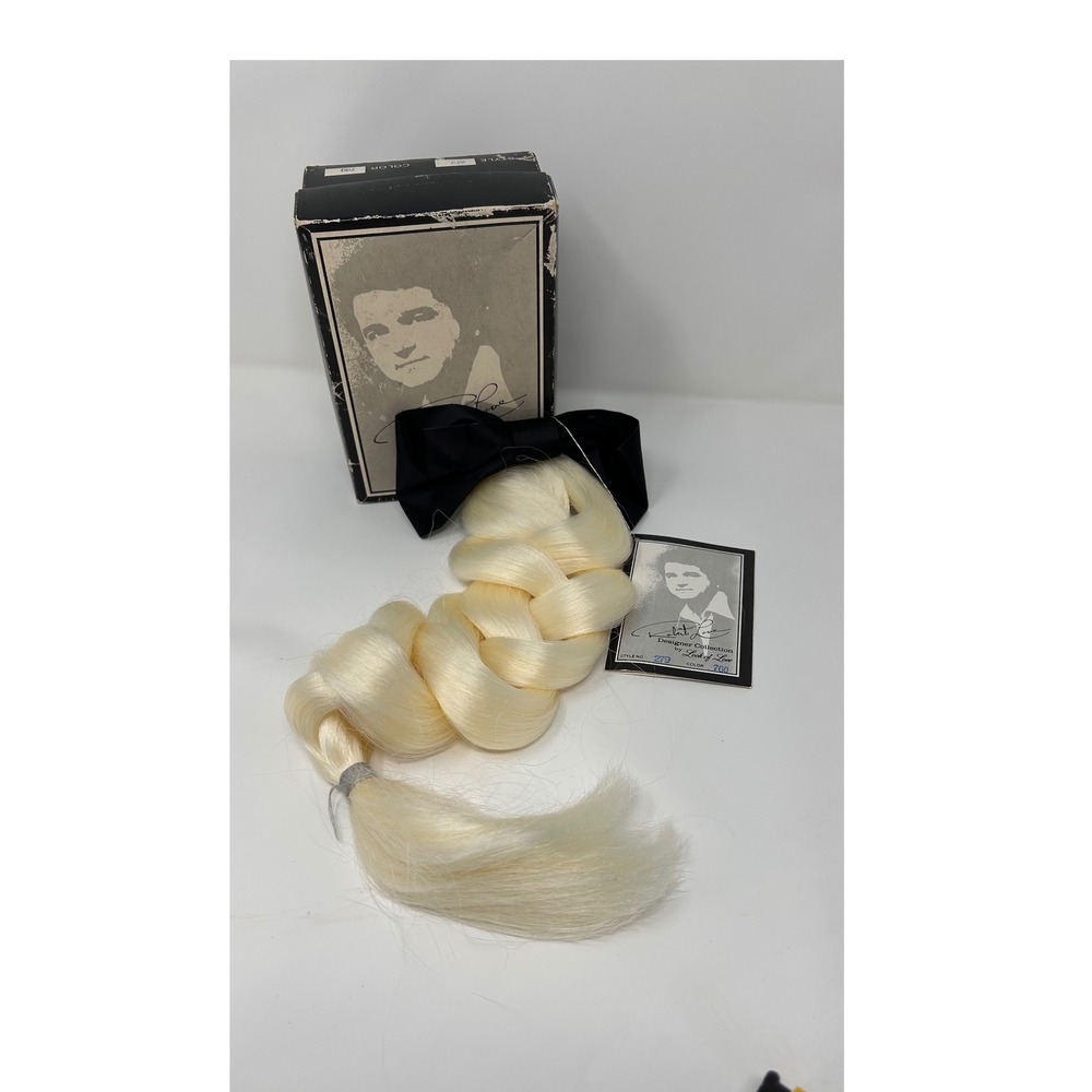 Vintage 1984 Look of Love Robert Love Braided Blonde Hairpiece Bow NWT in Box